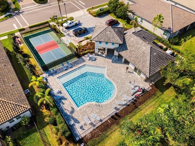 19891 Bridgetown Loop, Venice, FL 34293 - photo 2