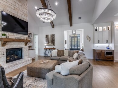 129 Lariat Ct, Azle, TX 76020 - photo 5