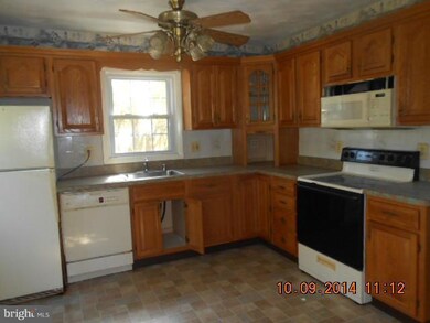 2504 Lazy Acres Rd, Clinton, MD 20735 - photo 6