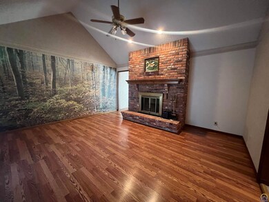 6010 SW 43rd Terrace, Topeka, KS 66610 - photo 3