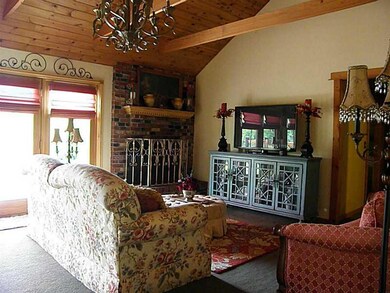 Den/Family/Great Room.