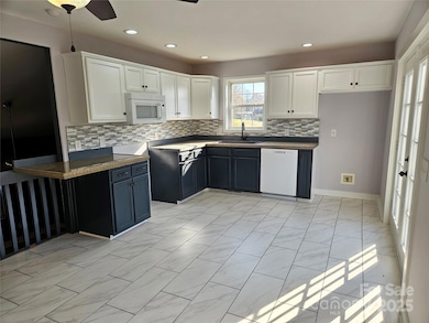 311 N Meadow Dr, Morganton, NC 28655 - photo 4