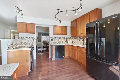 9429 Clocktower Ln, Columbia, MD 21046 - photo 5