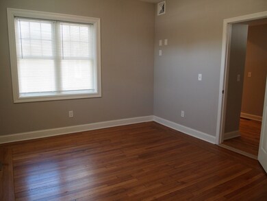 7 Pequot St unit 2, Providence, RI 02903 - photo 6