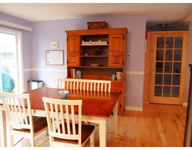 113 Border St unit 113, Whitinsville, MA 01588 - photo 4