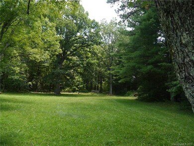 10 Sugarloaf Ln, Hendersonville, NC 28792 - photo 5