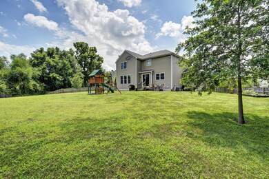 8915 Meadow Sweet Way, Louisville, KY 40228 - photo 7