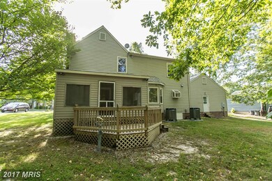 10714 Holleybrooke Dr, Spotsylvania, VA 22553 - photo 2