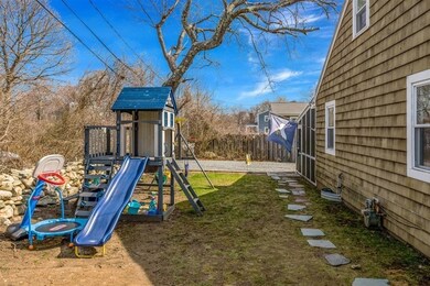 284 Winslow St, Marshfield, MA 02050 - photo 5