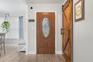 Laundry to the right