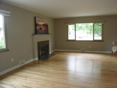 Open Living/Dining Concept