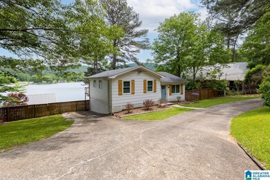 8371 Emerald Lake Dr W, Pinson, AL 35126 - photo 2