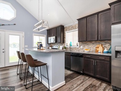 122 Bar Harbor Rd, Pasadena, MD 21122 - photo 7