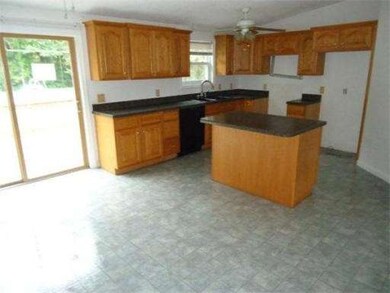 210 N Orange Rd, Athol, MA 01331 - photo 2