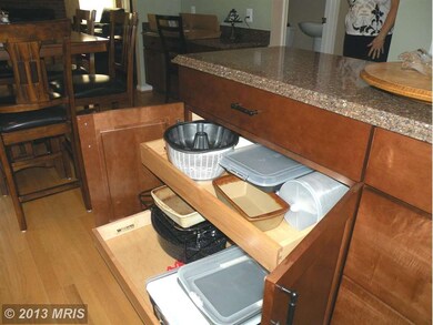 11050 Grassy Knoll Terrace, Germantown, MD 20876 - photo 7