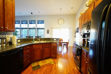 456 Sycamore Shade-9