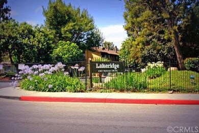 Gorgeous Lakeridge community
