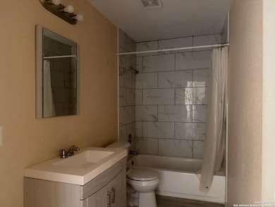 3718 Pleasanton Rd unit 2-201, San Antonio, TX 78221 - photo 5