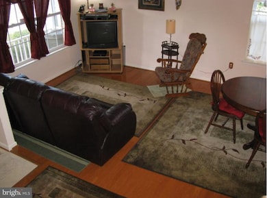 8199 Woodland Ln, Chesapeake Beach, MD 20732 - photo 6