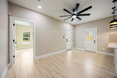 7807 Sandra St unit A/B, Houston, TX 77016 - photo 5