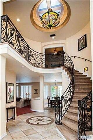 Stunning grand entrance