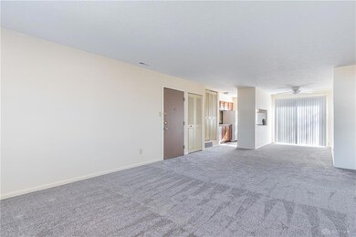 100 N Alex Rd unit D, West Carrollton, OH 45449 - photo 5