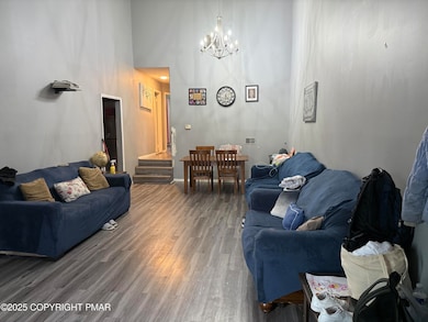 151 Snowshoe Ct unit 201, Mount Pocono, PA 18344 - photo 2