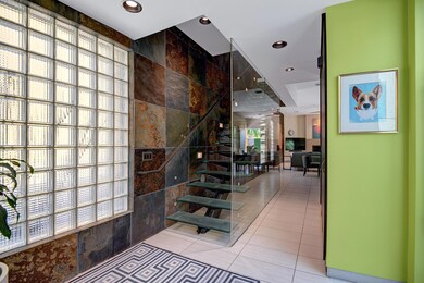 ENTRY WAY CONTINUED.jpg mls