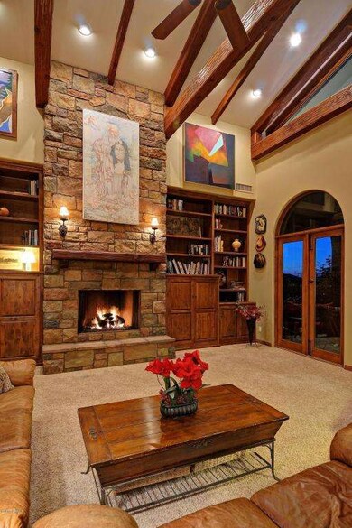 4395sFireplace