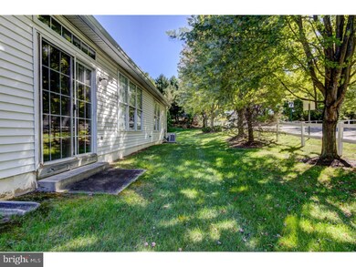 102 E Hunt Master Hollow unit 3, Glen Mills, PA 19342 - photo 3