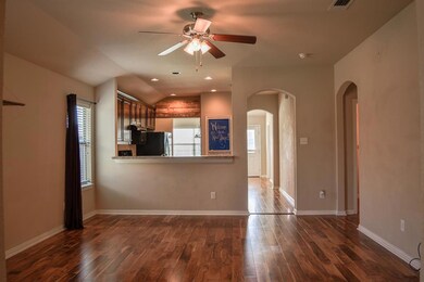 223 Candlewood Cir, Gainesville, TX 76240 - photo 3