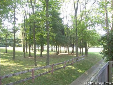 7504 Stayman Way, Louisville, KY 40228 - photo 2