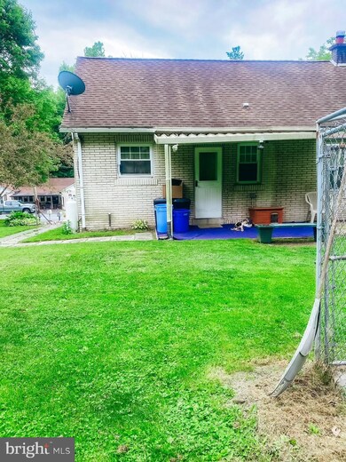 1819 Mount Laurel Rd, Temple, PA 19560 - photo 5