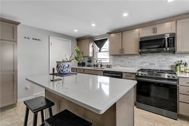 5 Nadine Dr, Buffalo, NY 14225 - photo 2