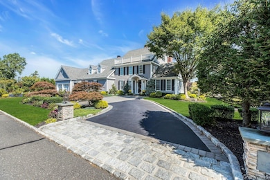 7 True Harbour Way, West Islip, NY 11795 - photo 2