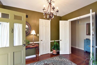 2114 Edgewater Dr, Albany, GA 31707 - photo 2