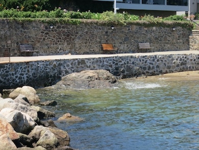 58 Brackett Place unit A, Marblehead, MA 01945 - photo 3