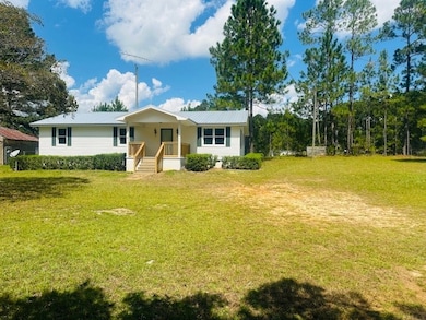 174 Taft Cir, Fitzgerald, GA 31750 - photo 2