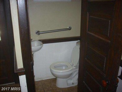 32 Fourth St, Waynesboro, PA 17268 - photo 4