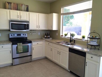 Light and Bright Kitchen