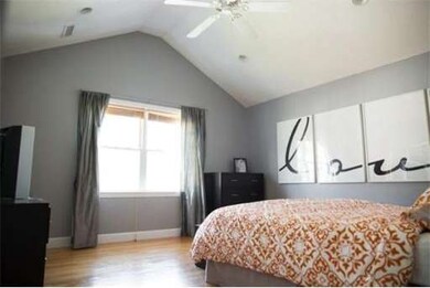 64 Princeton Ave, Waltham, MA 02451 - photo 4