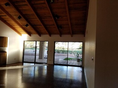 FR High Wood Beamed Ceiling