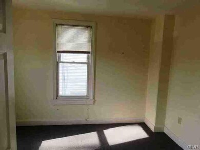 321 E Church St, Bethlehem, PA 18018 - photo 6