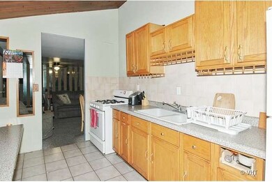 108 Mora Rd, Carpentersville, IL 60110 - photo 3