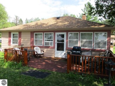 2932 W Lakeside Dr, West Branch, MI 48661 - photo 6