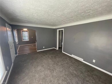 5380 Auburn Ave, Maple Heights, OH 44137 - photo 5