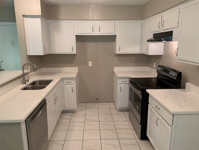 380 Windsor Square, Alvin, TX 77511 - photo 7