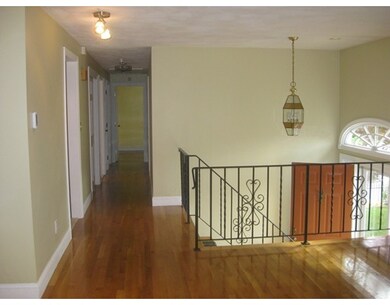 4 Bradford Rd unit 4, Woburn, MA 01801 - photo 3