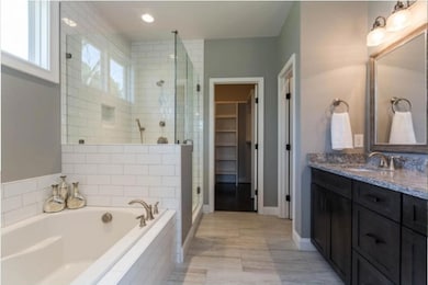 111 Bayberry Ln, Frankfort, KY 40601 - photo 4