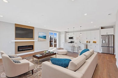 8631 W Grand Ave unit 4W, River Grove, IL 60171 - photo 3